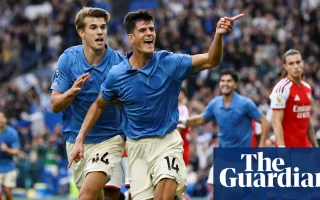 Brighton faz festa de aniversário, goleia Arsenal e derruba líder da Premier League