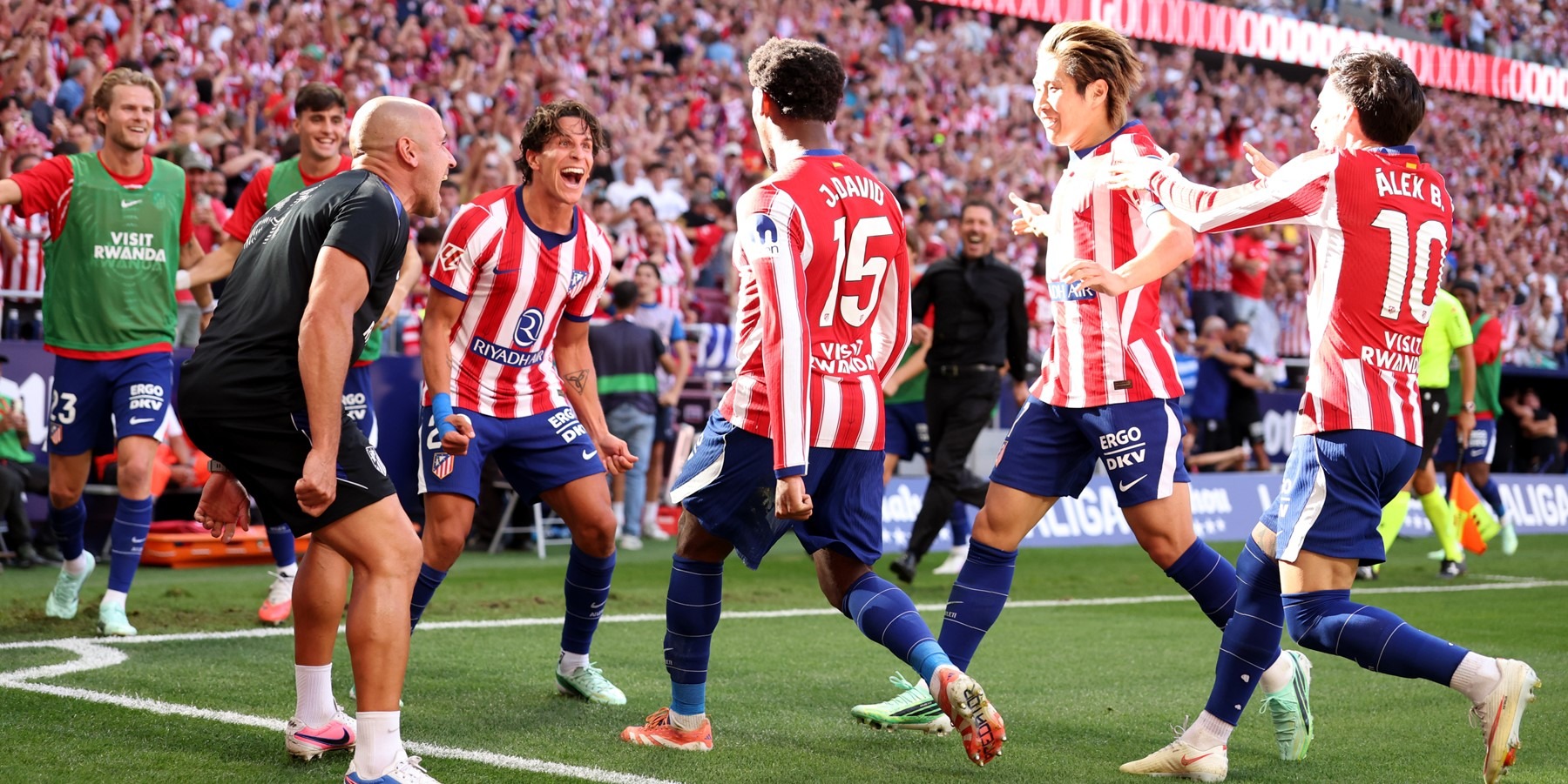 Atlético Madrid 2-1 Real Madrid Stats: Huijsen Red Card Costs Mourinho in Derby Defeat | Opta Analyst