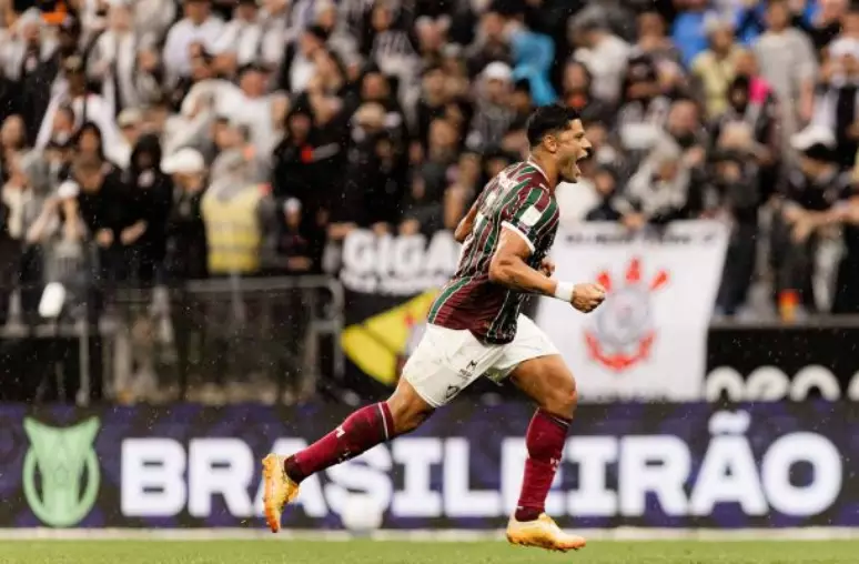 Hulk marcou mais duas vezes com a camisa do Fluminense – FOTO: MARINA GARCIA / FLUMINENSE F.C.