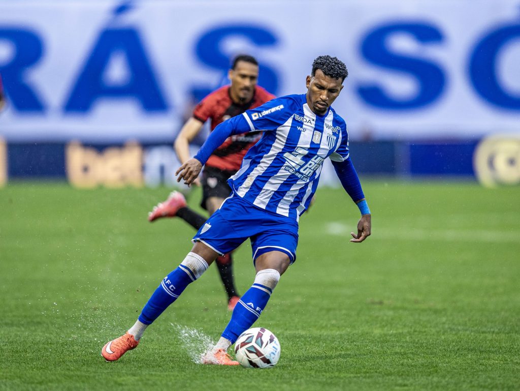 Avaí fecha janela com ataque reforçado e Thayllon emprestado ao LAFC
